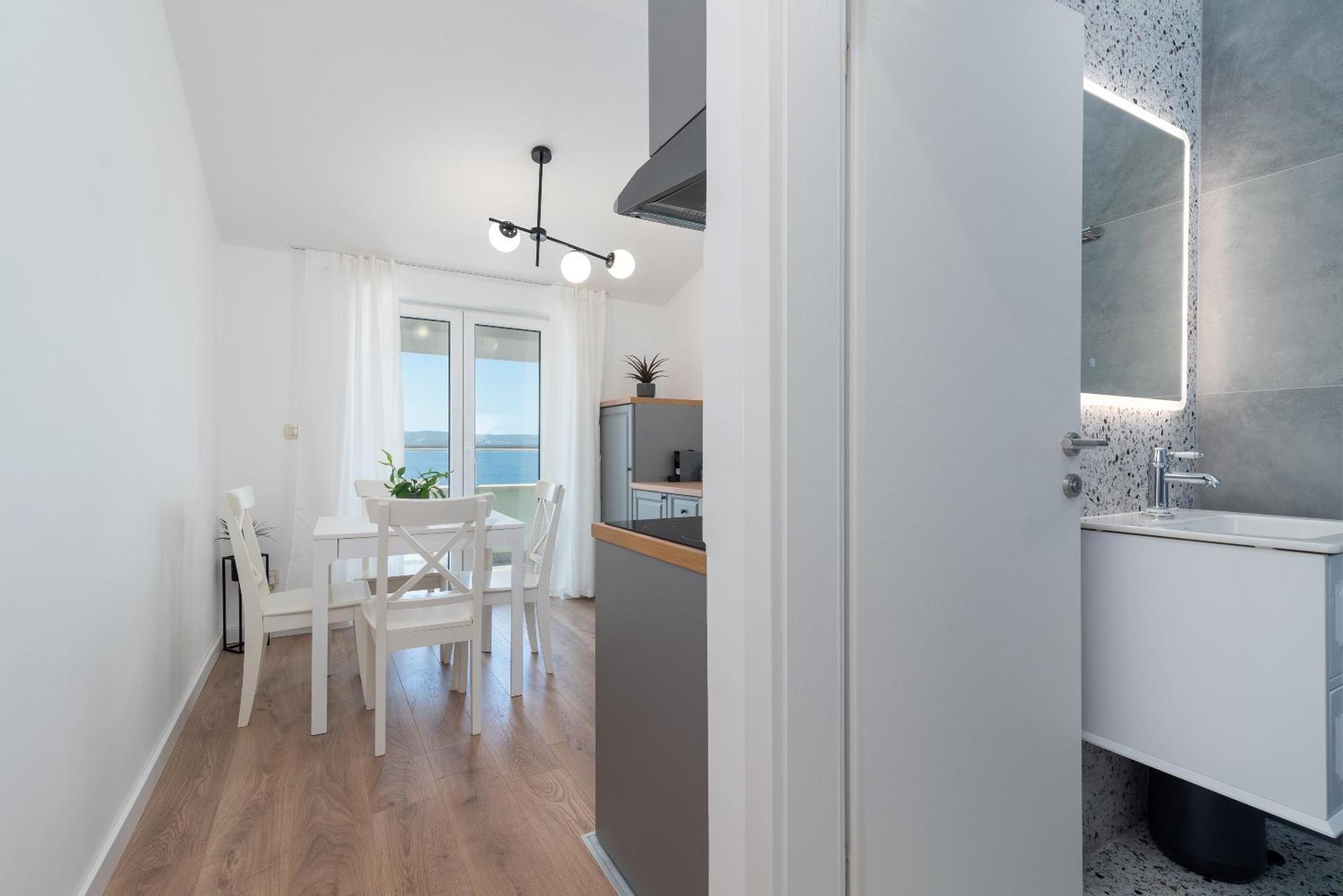 Sea View Apartment Karmen เยเซนิเซ ภายนอก รูปภาพ
